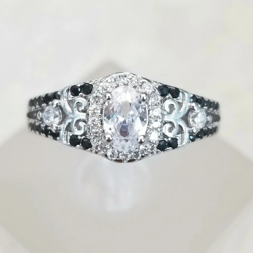 Antique Style Black Spinel Ring - Picture 2 of 7